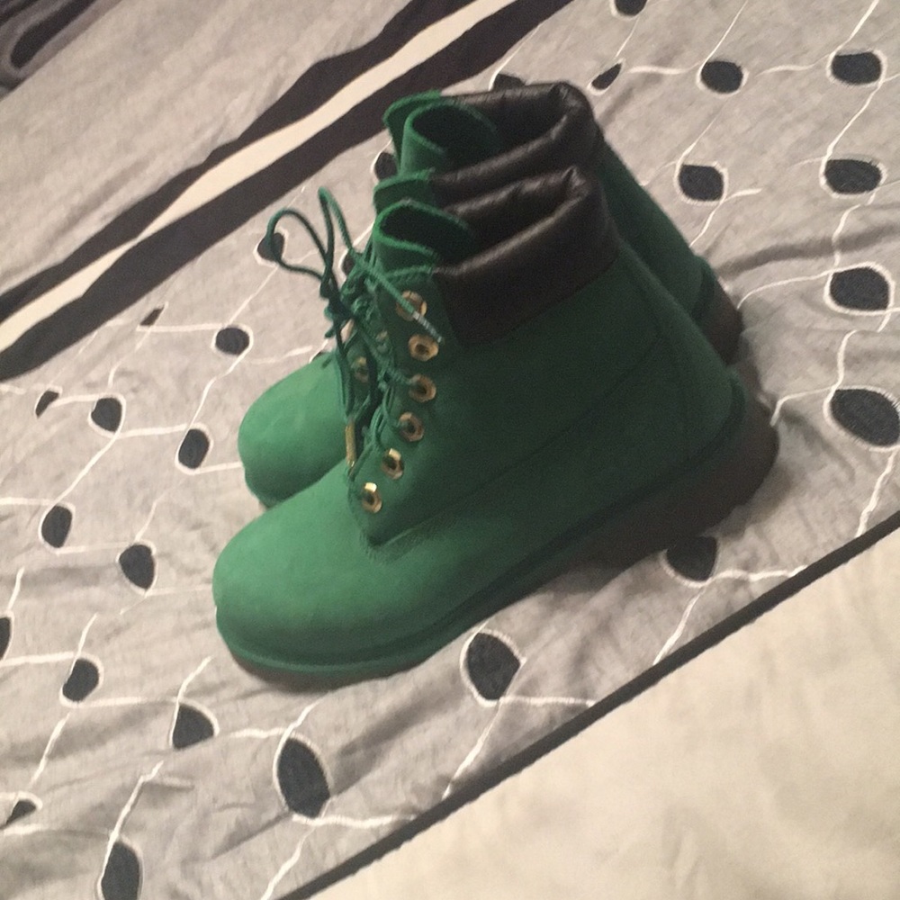 Timberlands - Picture 4 of 4